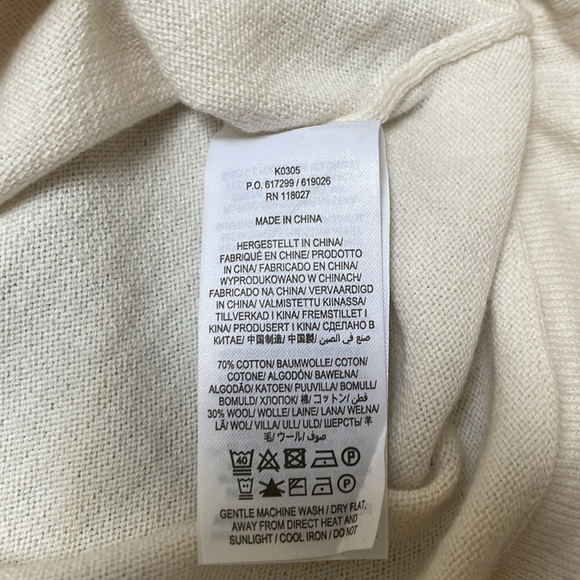 Boden sz S Ivory Sweater 70% cotton, 30% wool,  ribbed pattern neckline, sleeves - Picture 4 of 6